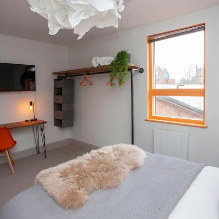 Higgihaus Cabot Mews #36 Fantastic Location * 布里斯托
